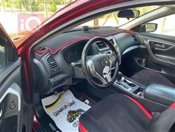 نيسان ألتيما